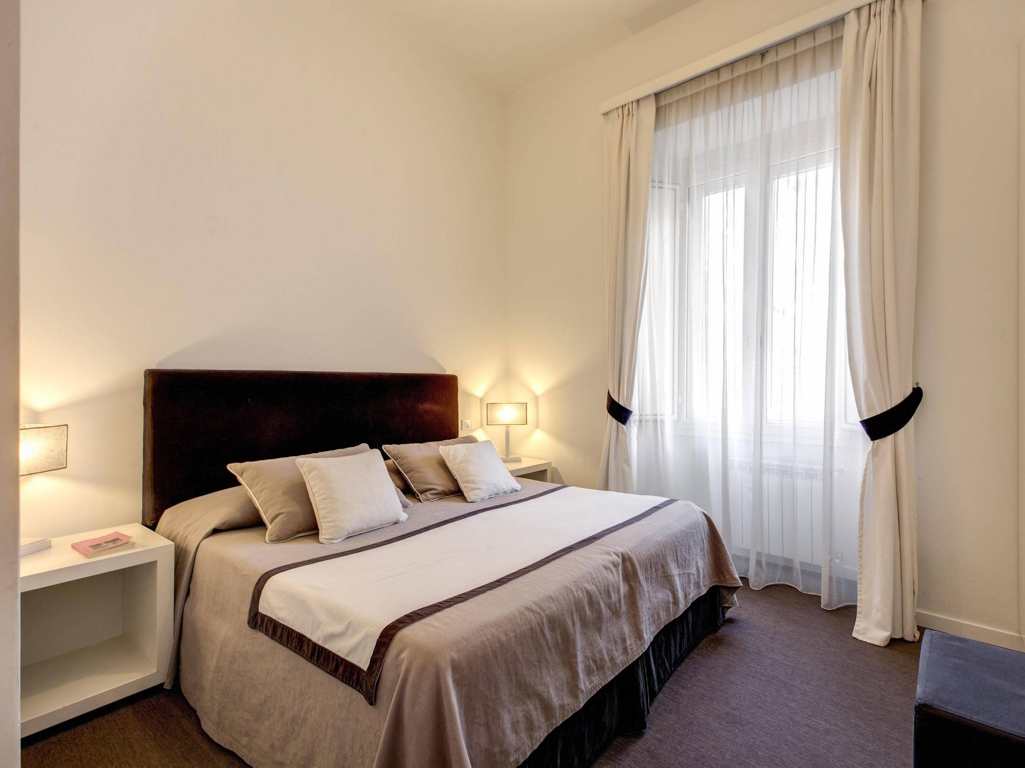Residenza Bourbon Gasthuis 3*